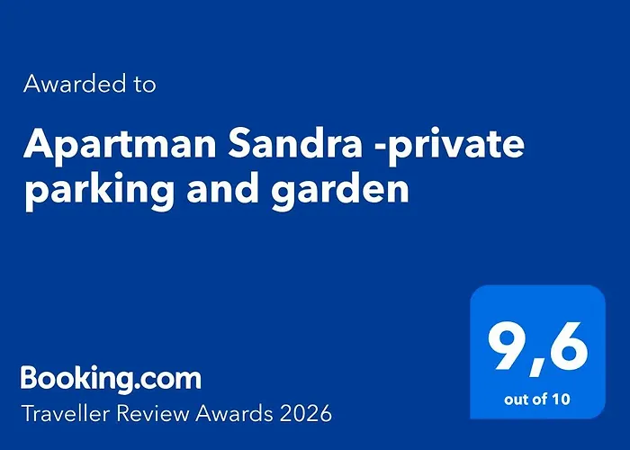 Sandra - Free Private Parking And Garden Apartment