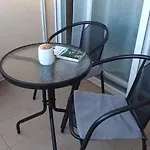 アパート Sandra - Free Private Parking And Garden ザダル