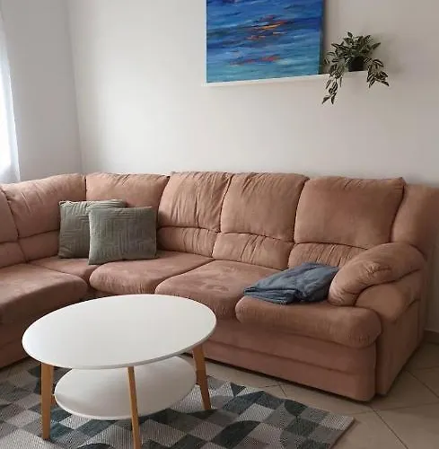 شقة Sandra -private Parking And Garden زادار